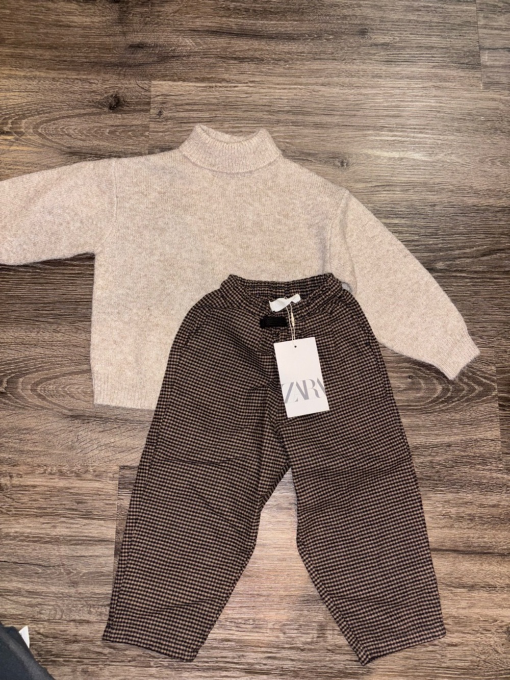 Zara Beige Mock-Neck Sweater with Brown/Black Houndstooth Pants